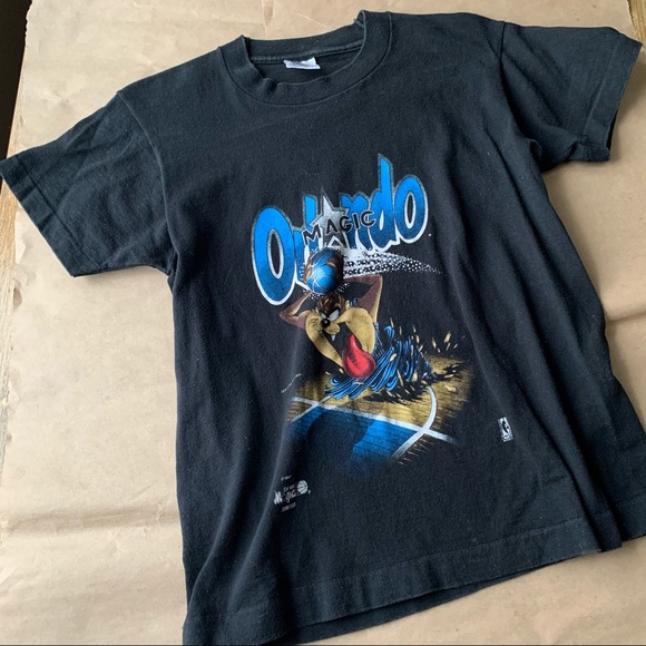 NBA Other - Vintage NBA Orlando Magic Taz Looney Tunes Youth Shirt 14-16 Single Stitch